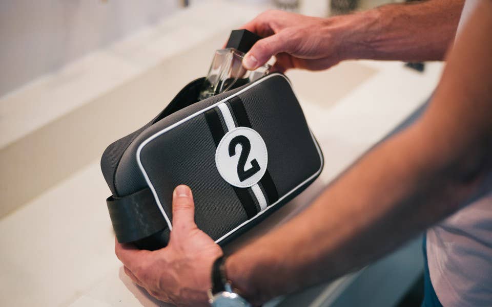 Trousse de toilette homme Bobby gris et noir en toile NBN2