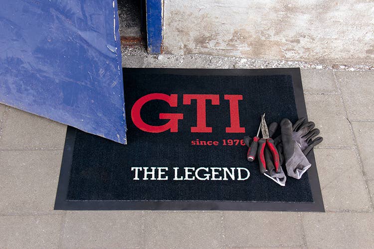 Support de travail noir VW GTI Home Camper - La Légende/BK