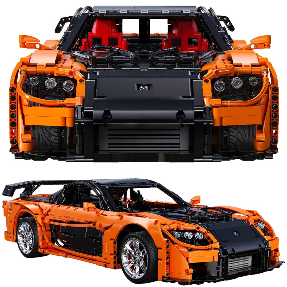CaDA Master 1:8 Mazda RX-7 C61502W