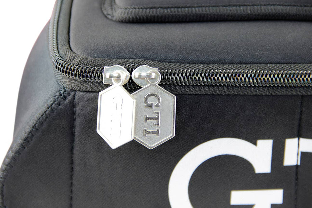 Trousse de toilette extérieure VW GTI Travel Office – BK (L)