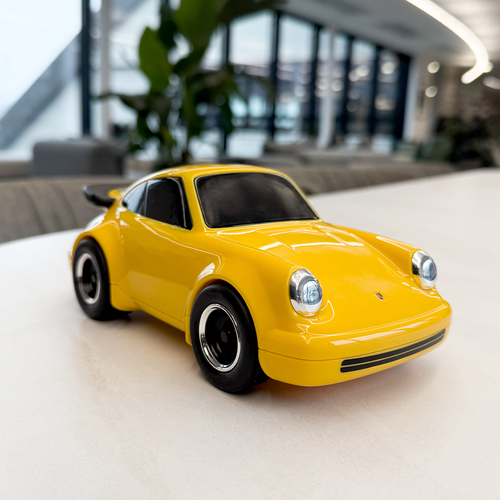 Baghera & Porsche 911 — Miniature sous licence officielle — Jaune — Dès 3 ans