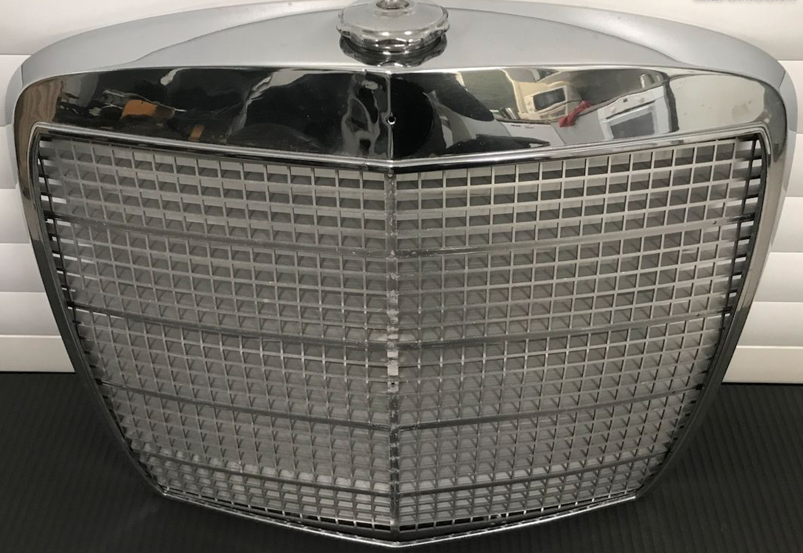 Calandre Mercedes-Benz