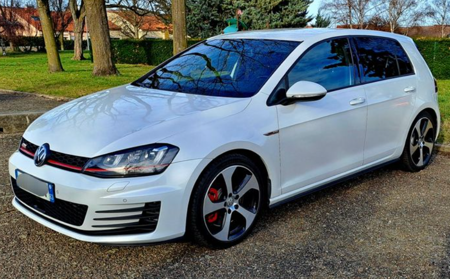Volkswagen Golf VII GTI Performance