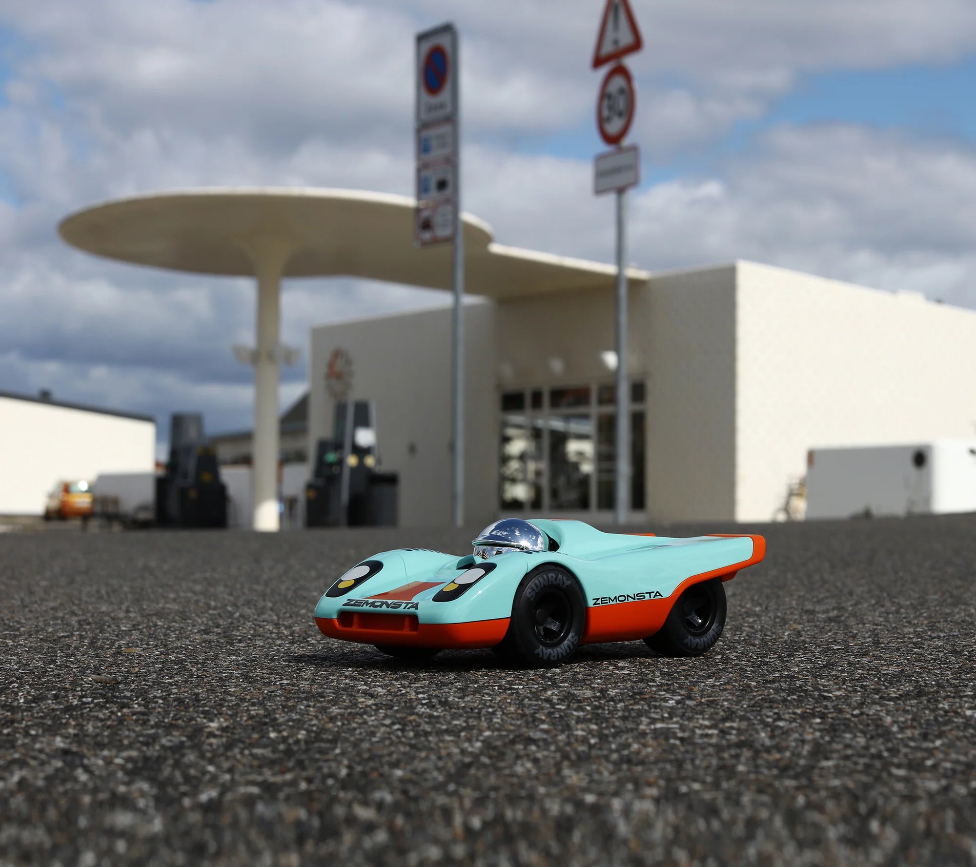 Toy Small Car Porsche 911 Playforever Orange 3+