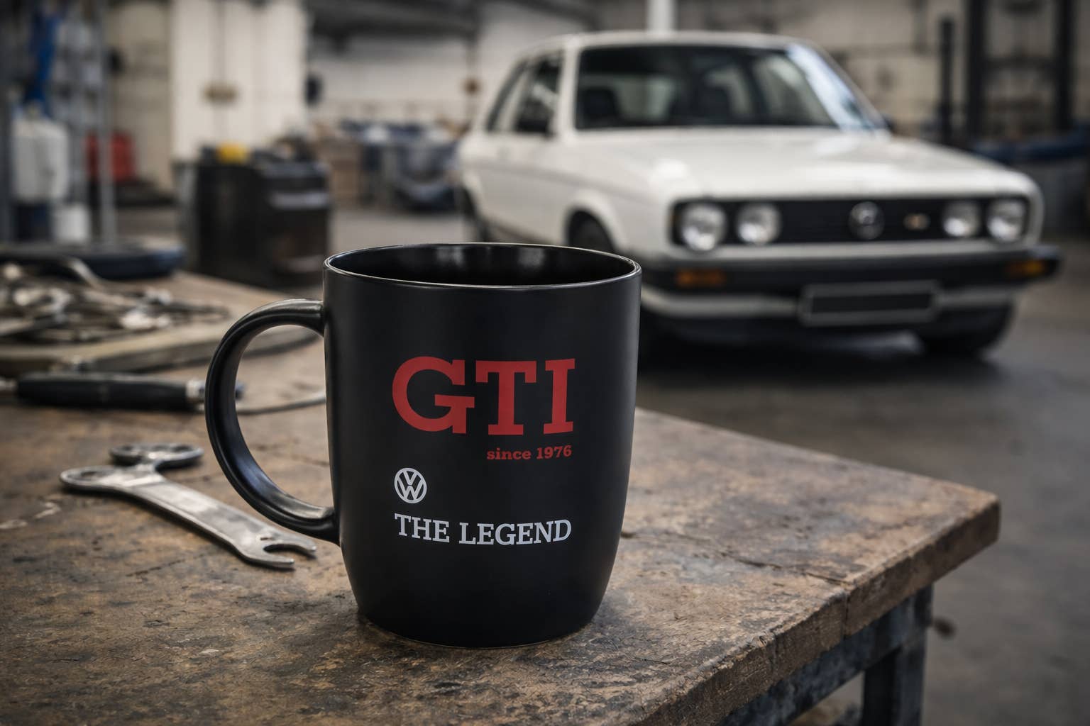 VW GTI Tasse à café 370 ml - NOIR ***ÉDITION SPÉCIALE 50e ANNIVERSAIRE***