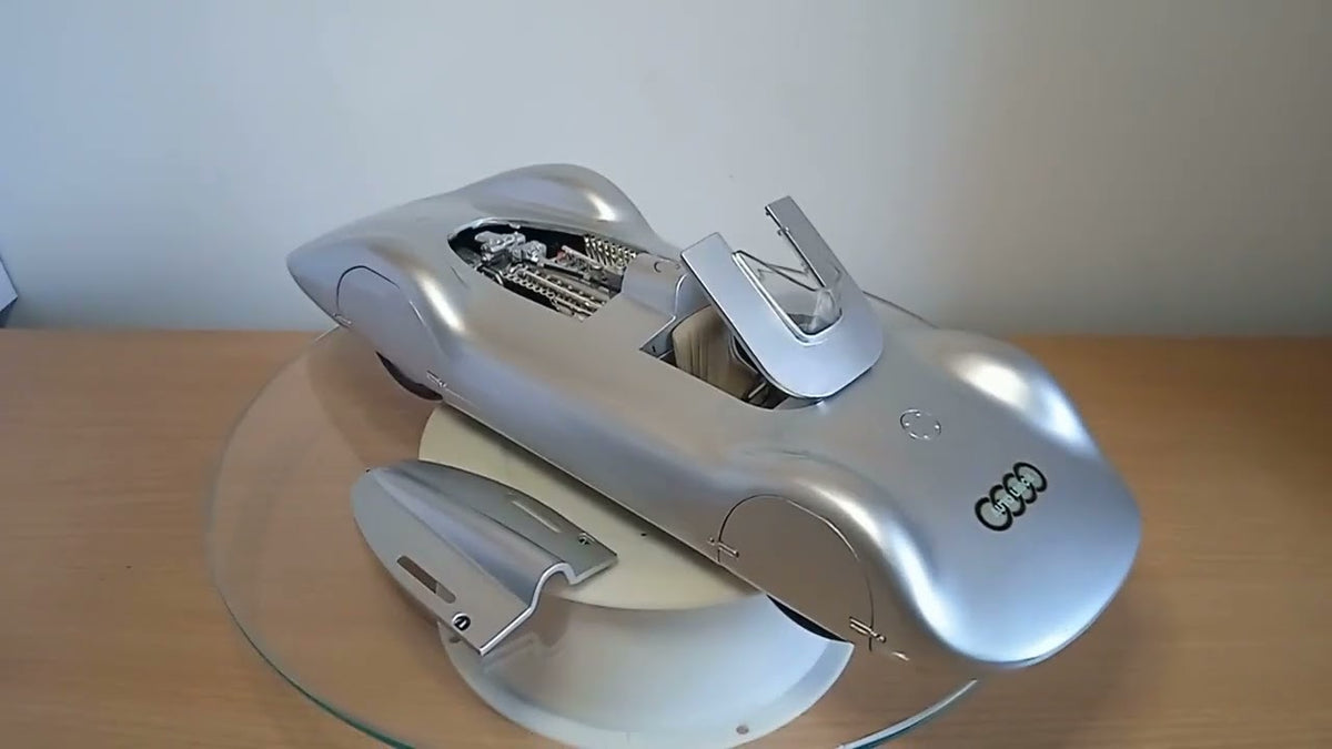 Miniature Revell® Auto Union Type C Streamline 1/18ème Acier