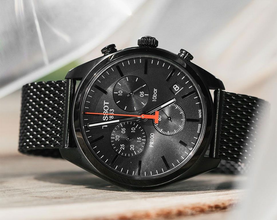 Montre Tissot PR100 Chronograph Bracelet en Maille Milanaise Acier Noir 101.417.33.051.00